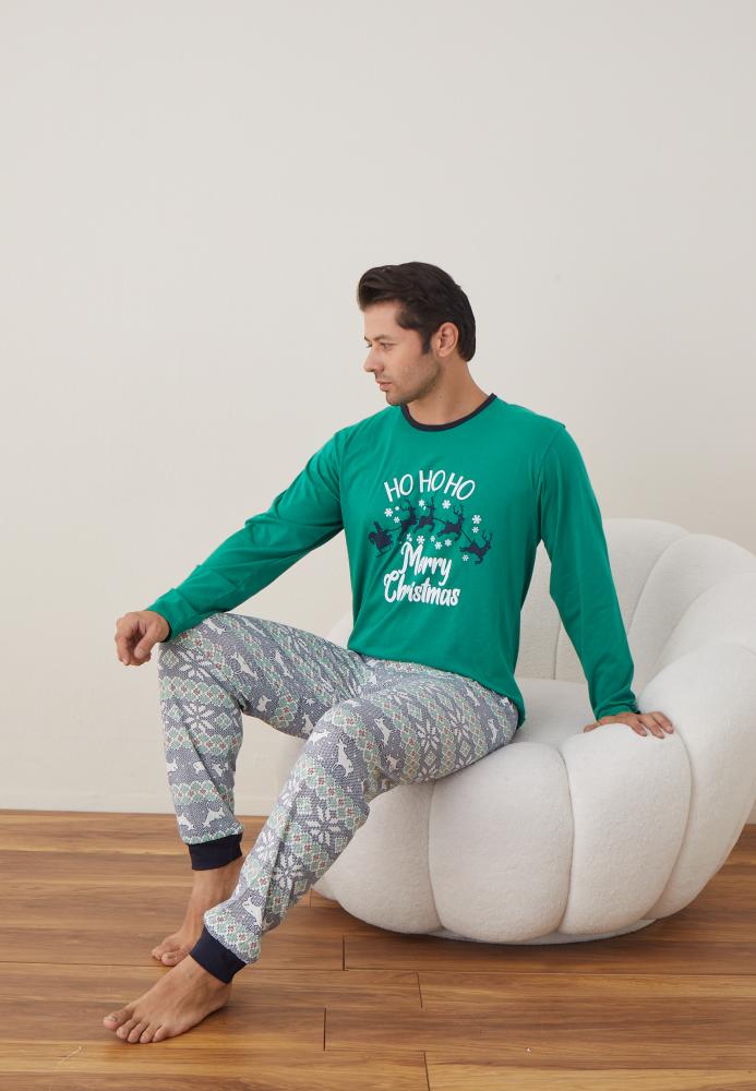 Pijama barbati Craciun "HO HO " maneca lunga ,pantaloni lungi,Culoare Verde, Engros